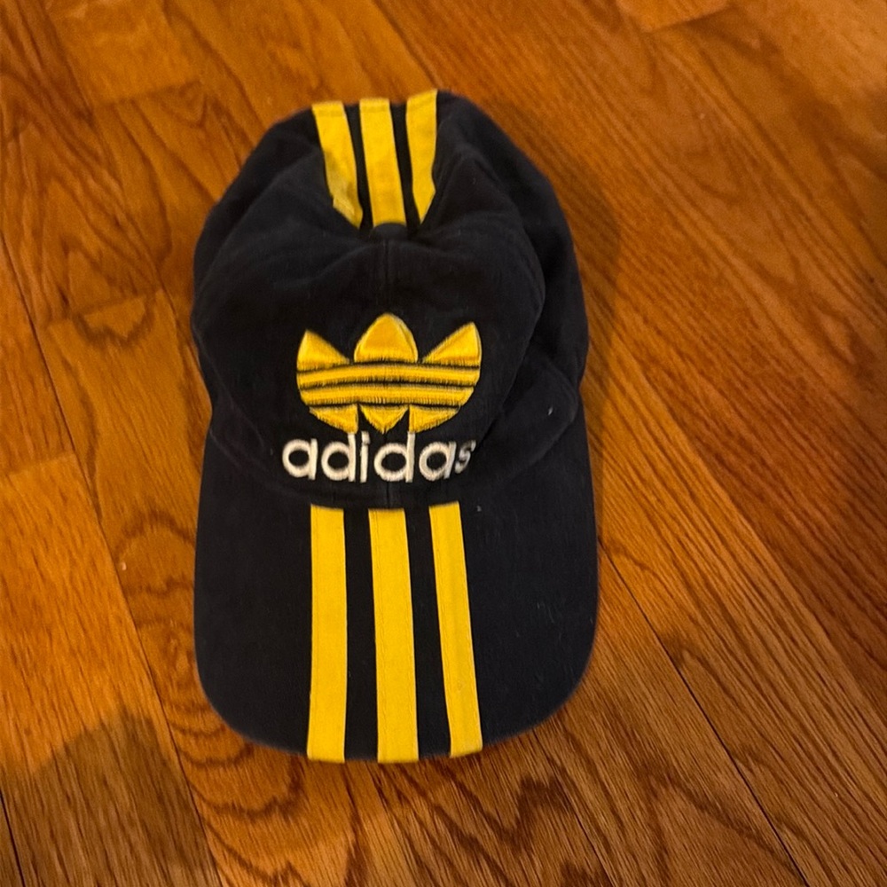 Vintage adidas baseball hat